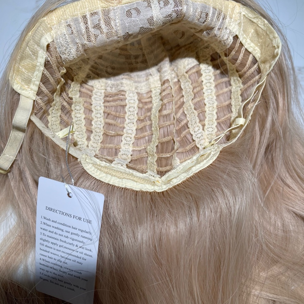 HAIR, 30” center part, light layer, Blonde - Picture 10 of 10